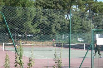 Location de tennis à Le Grand-Village-Plage