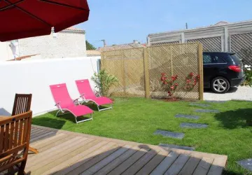 Meublé de Josette Duvert