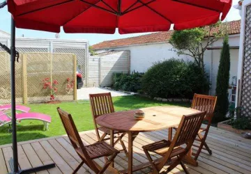 Meublé de Josette Duvert