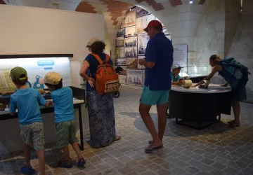 Halle aux vivres  - " Brouage se la raconte ! "_Marennes-Hiers-Brouage