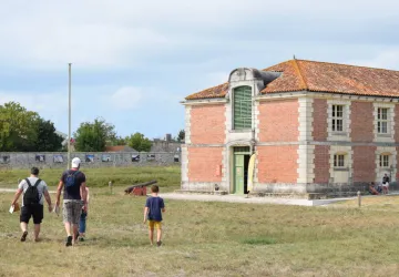 “Les Fabuleux Monstres à Brouage”_Marennes-Hiers-Brouage
